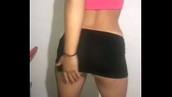 Coucou ma tenue de cette après midi vous plaît