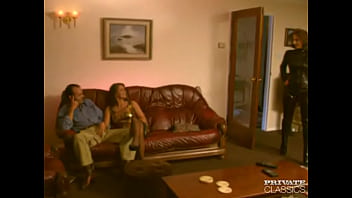 Nici sterling & janey lamb sharing a stud