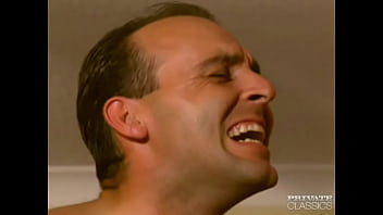 Nici sterling & janey lamb sharing a stud