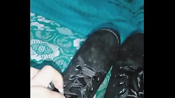 Cheguei da festa de são joão preciso de uma massagem