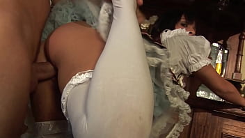 Dressed like a can can dancer romana ryder pulls up that skirt for a screw