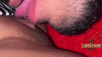 O amigo emprestou a mulher lambi o grelinho entupi a garganta e arrebentei a buceta até gozar