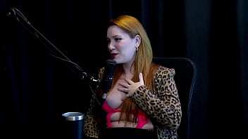 Começou com conteúdo caseiro adora seus pés tem diferença entre cama e câmera e sempre sonhou em entrar no pornô natasha fiore watch sheer red