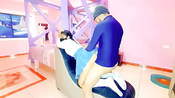 Colegiala tiene sexo con su maestro de escuela