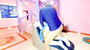 Colegiala tiene sexo con su maestro de escuela