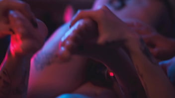 Lesbian feet & pussy play