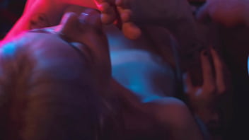 Lesbian feet & pussy play