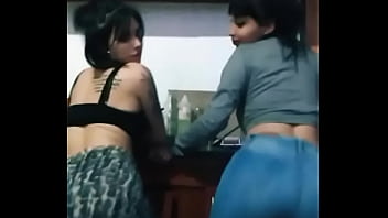 Nenas con tremendo culo