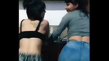Nenas con tremendo culo