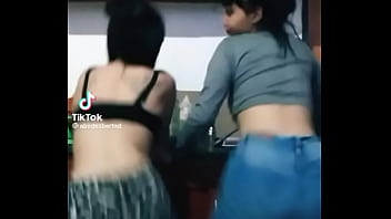 Nenas con tremendo culo