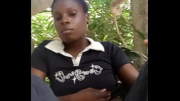 Sexybharbee playing with her self under the tree