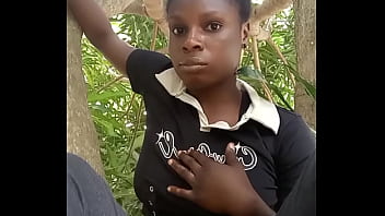 Sexybharbee playing with her self under the tree