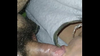 Mamando a escondidas