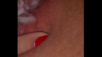 Pov me meto los dedos rápido y saco mucho creampie con ritmo fuerte y dedos mojados