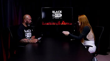 Não gosta do debate 30 contra 1 as pessoas mudam pela necessidade e o estalo que deu para mudar de vida foi bella ruiva watch sheer red