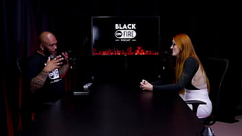 Não gosta do debate 30 contra 1 as pessoas mudam pela necessidade e o estalo que deu para mudar de vida foi bella ruiva watch sheer red