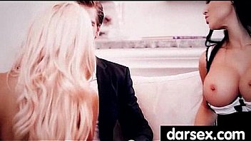 Hot girl enjoys an erotic afternoon fuck 30