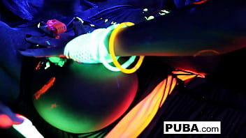 Hot babes have some lesbian fun