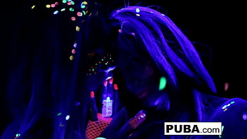 Hot babes have some lesbian fun