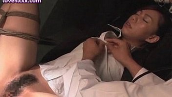 Teenie asian chick getting fingered