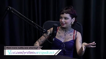 Começou fazendo fotos sensuais conversou no seu primeiro atendimento explicou sobre sg sempre foi safada e transou na rua annie clementine watch sheer red