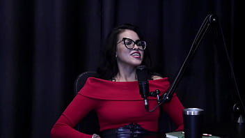 Começou fazendo fotos sensuais conversou no seu primeiro atendimento explicou sobre sg sempre foi safada e transou na rua annie clementine watch sheer red