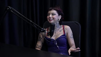 Começou fazendo fotos sensuais conversou no seu primeiro atendimento explicou sobre sg sempre foi safada e transou na rua annie clementine watch sheer red