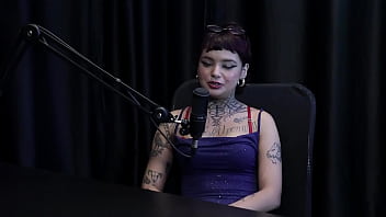 Começou fazendo fotos sensuais conversou no seu primeiro atendimento explicou sobre sg sempre foi safada e transou na rua annie clementine watch sheer red