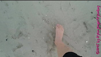 Spaziergang in nylon am strand ** urlaub wangerland **