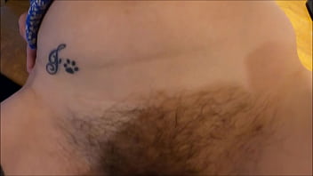 Trailer sperme dans les poils