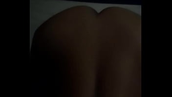 Haciendo el amor con joven rica