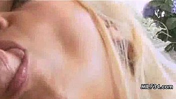 Gorgeous cougar had a horny great time with an