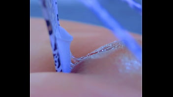 Desi beauty finishes herself off with a powerful dripping release