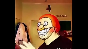 A shucky man finishes off on client after shucking it