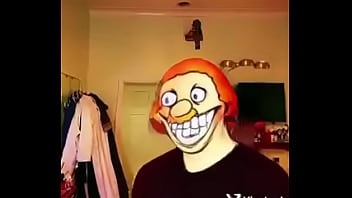 A shucky man finishes off on client after shucking it