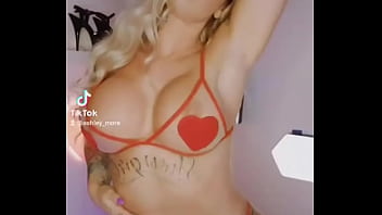 ️ Zullen Maar Zeggen De Andere Muziekjes Waren Op #guiltypleasure #omg #barbiegirl thumbnail