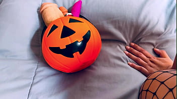 Candy can’t wait for it let’s make halloween hot