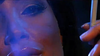 Soaking wet lesbian show lisa & julia ann's cunnilingus scenes