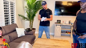 Cap s3e11 taylor rae gets her house raided by popo