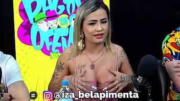 Eu tava tirando a roupa ainda Eu tava tirando a roupa ainda