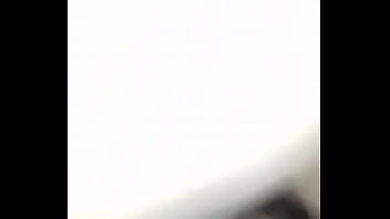 Enseñando el lado rico de mi novia