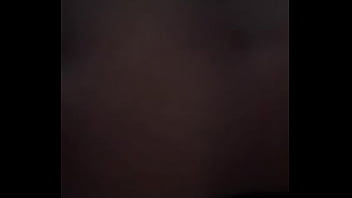 Enseñando el lado rico de mi novia