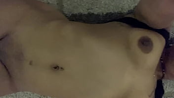 Muscle mommy hot and horny