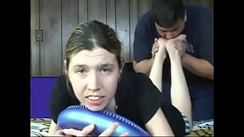 On this particular day i needed some feet really bad so i went driving around my local neighborhoods i saw fuzzy hunicu