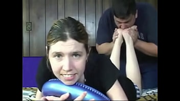 On this particular day i needed some feet really bad so i went driving around my local neighborhoods i saw fuzzy hunicu