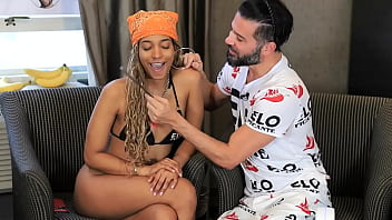 Addis fouche muestra el tamaño que le gusta