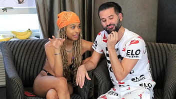 Addis fouche muestra el tamaño que le gusta