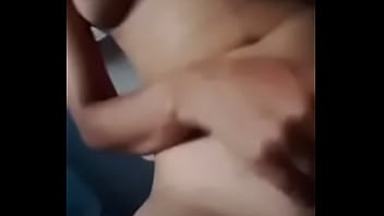 Me masturbo para mi novio