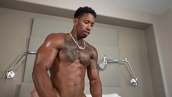 Asking room service for a bbc to fuck my ass luiza marcato & jesus reyes