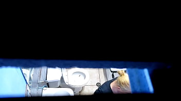 Twerking airdrying cunt pussy